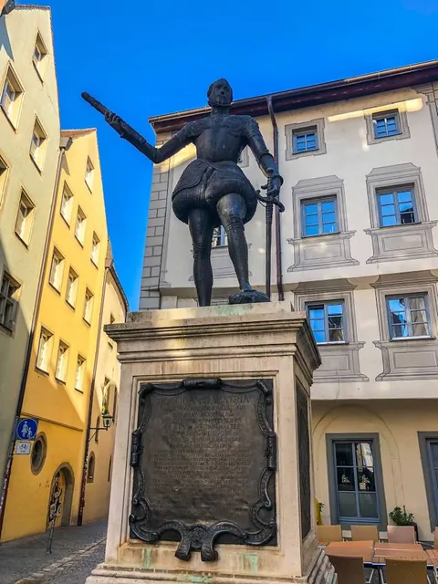 Statua di Don Giovanni d'Austria