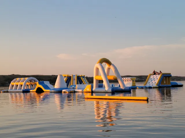 Blackstrap Water Park - Sask Aquatic Adventures