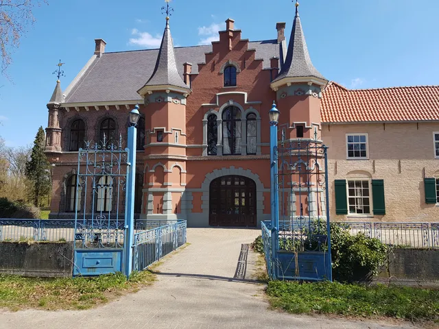 Kasteel Steenenburg