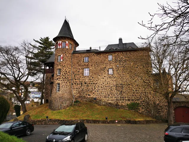 Ockenfels Castle