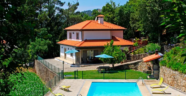 Casa da Várzea - Couto de Esteves (Sever do Vouga)