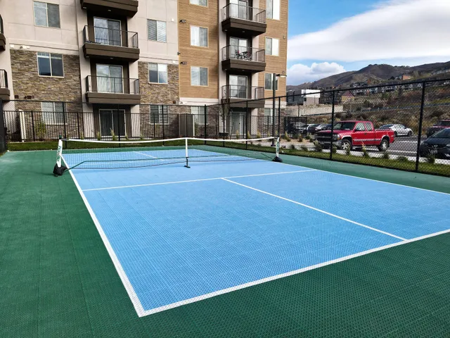 Point of View Apartments