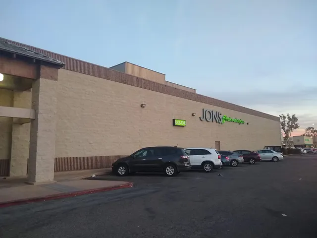 Goldenwest/McFadden Plaza