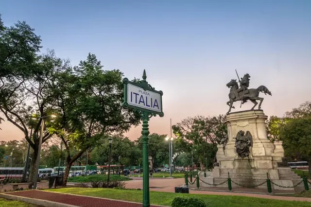 Plaza Italia
