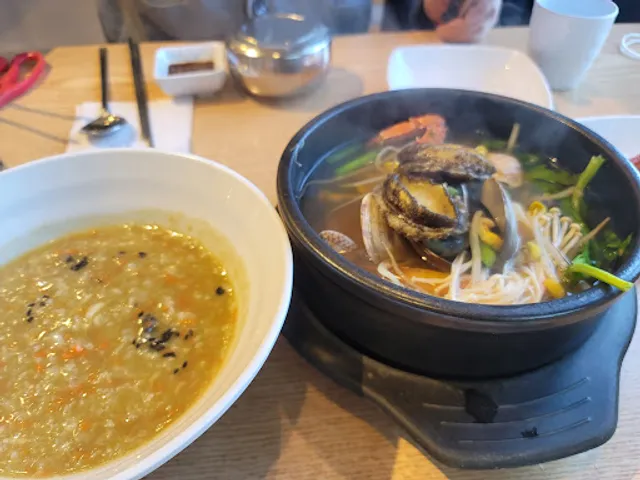 경주전복해물뚝배기 | Gyeongju Jeonbok Haemul Ttukbaegi