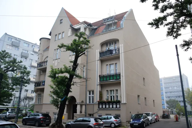 Mieszkanie-Pracownia Kazimiery Iłłakowiczówny - Oddział Biblioteki Raczyńskich