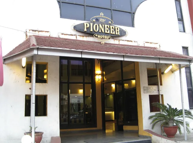Pioneer Hotel