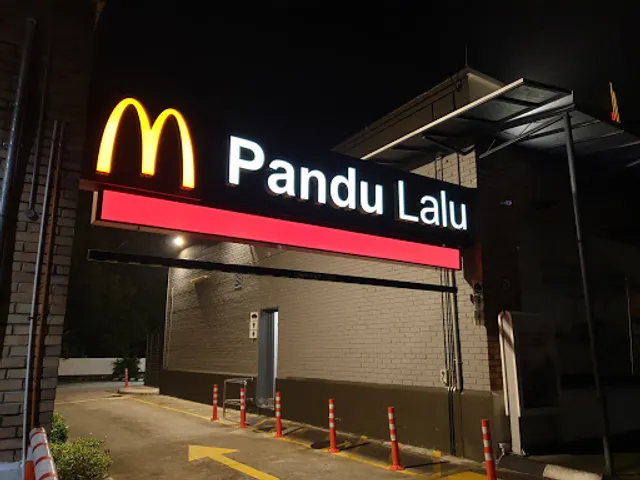 Shell Warisan McDonald's-Mrt taman Midah