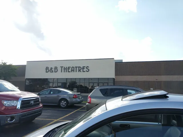 B&B Hutchinson Mall 8