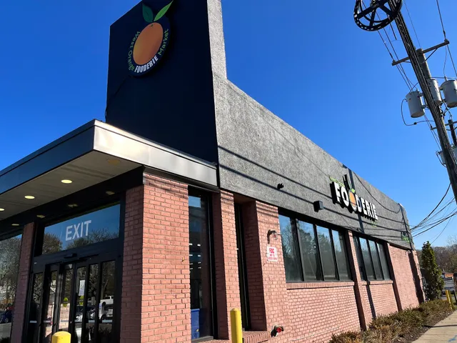 West Orange Fooderie Kosher Market