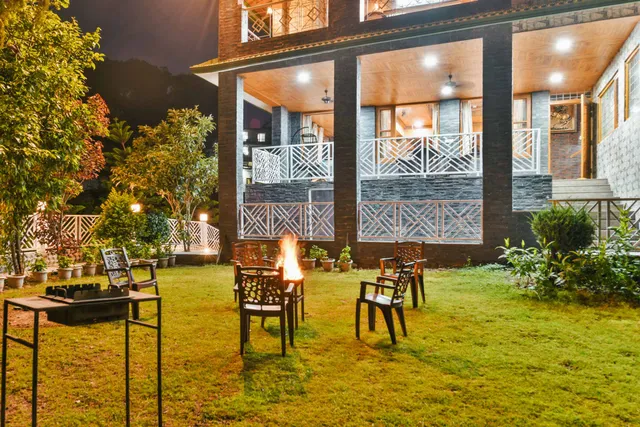 StayVista at Vintage Retreat in Bhagatpura | 6 BHK Luxury Villa