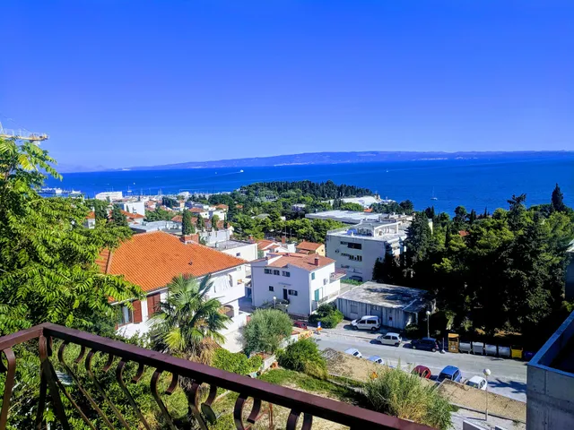 Fantasy Sea View Apartments