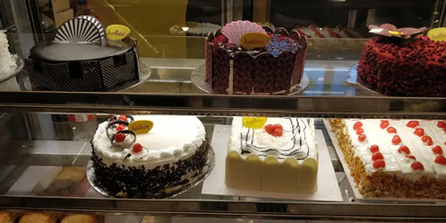 JUST BAKE JAKKUR AND TELECOM LAYOUT