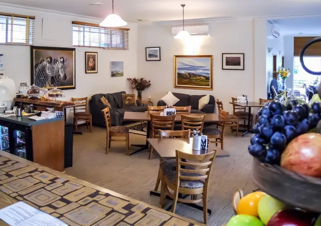 MAX's Cafe & Restaurant Foster Wilsons Prom