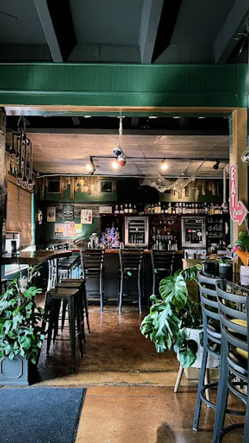 Bite a Bit Thai & Sushi