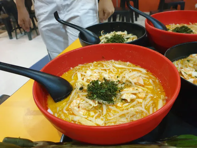 328 Katong Laksa