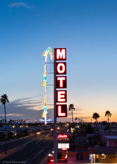 Starlite Motel