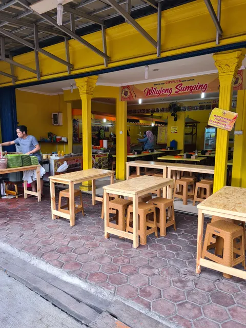 WARUNG NASI CIPUNJUR