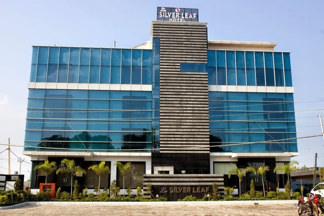 Hotel La Silver Leaf