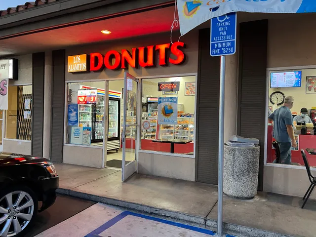 Los Alamitos Donuts