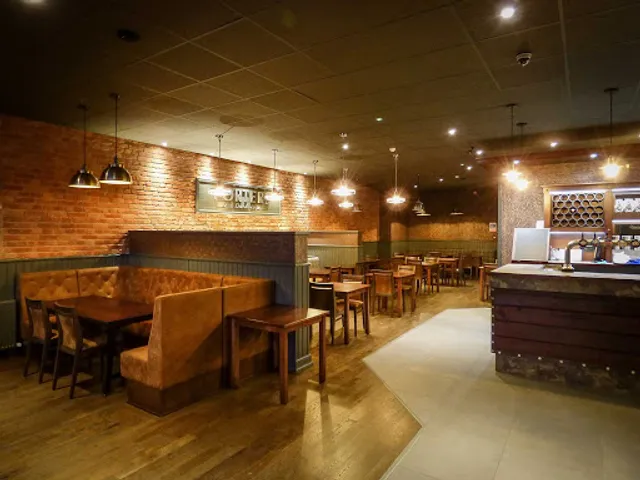 Porters Bar & Restaurant