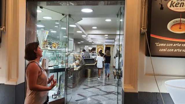 AVALON CAFÈ BAR PASTICCERIA TAV. CALDA RAPISARDA ALFIA & C.s.a.s.