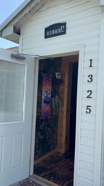 Mel’s Candles is Now Stark’s Enchanted Haven