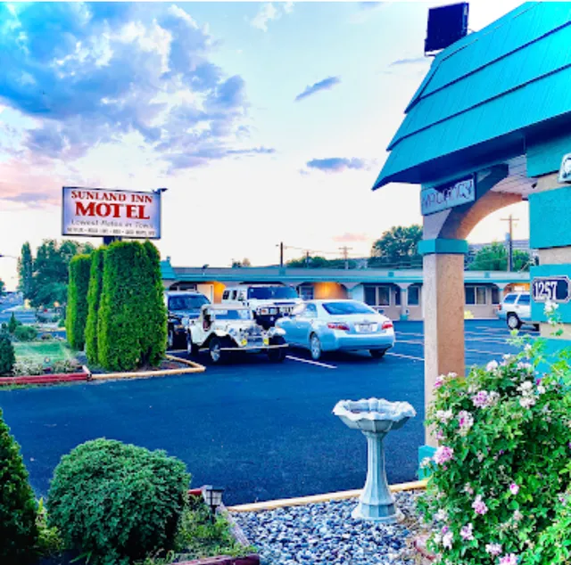 SUNLAND INN MOTEL