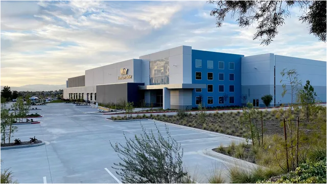 Mor Furniture for Less Outlet