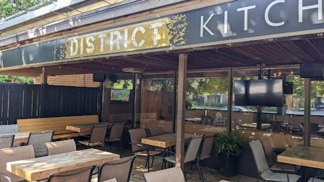 District Kitchen + Bar