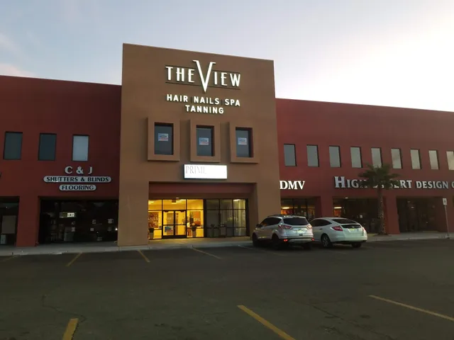 TOWN&COUNTRY VILLAGE PLAZA