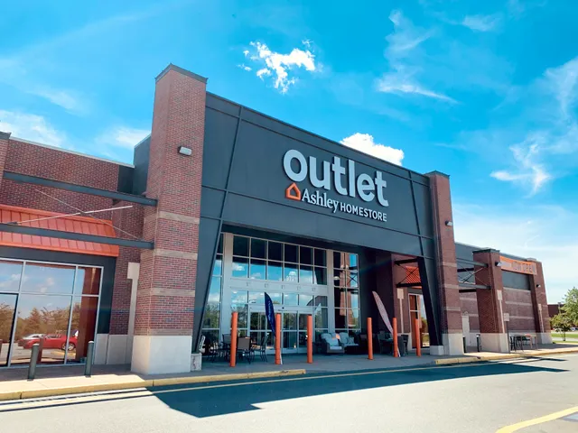 Ashley Outlet