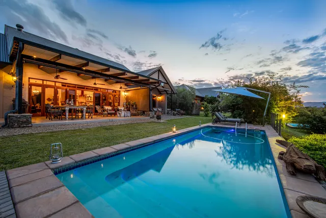 Kambaku River Lodge.