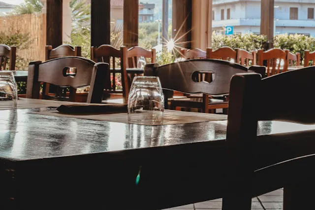 La Piazzetta Osteria Pizzeria