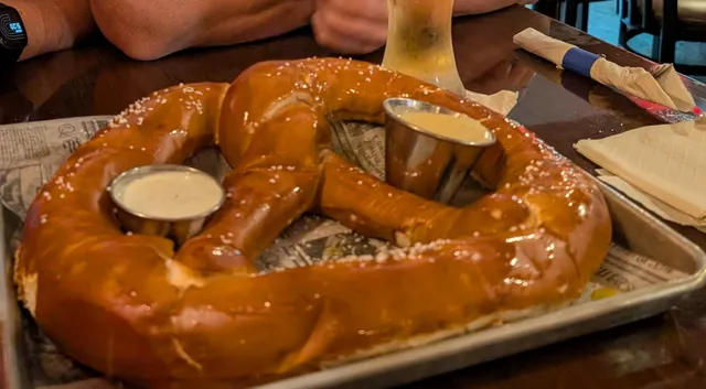 David's Kitchen & Bar