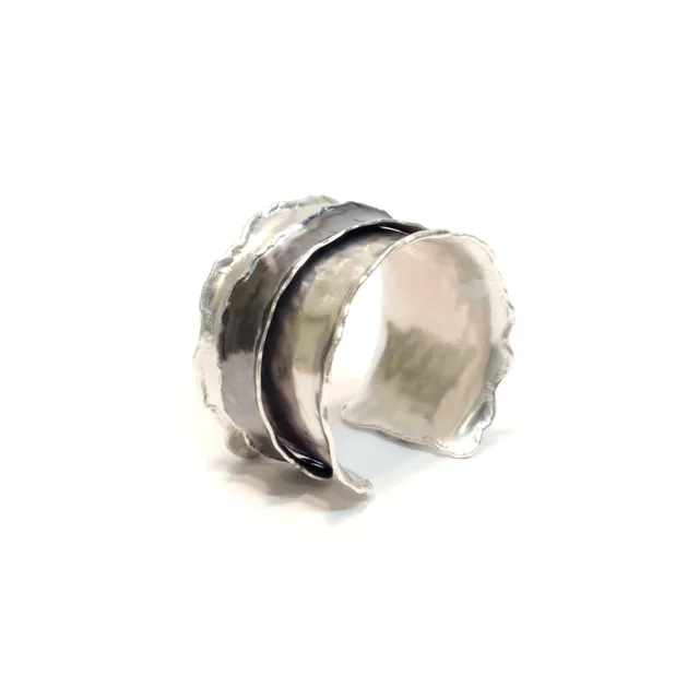 Cheryl Eve Acosta / Sculptural Jewelry