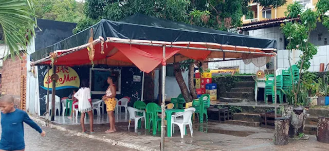 Bar e restaurante beira mar
