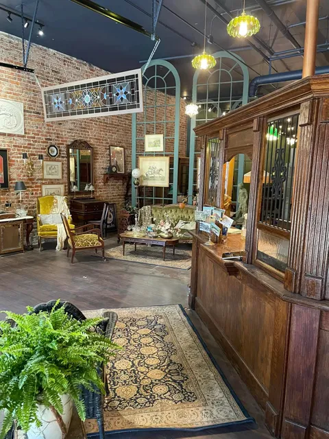 Piqued Curiosities Antiques & Gifts