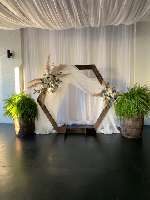 6th Street Warehouse