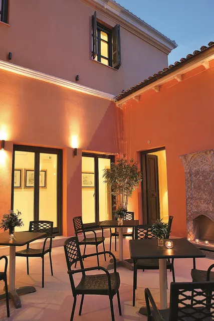 The Captain's House Boutique Hotel