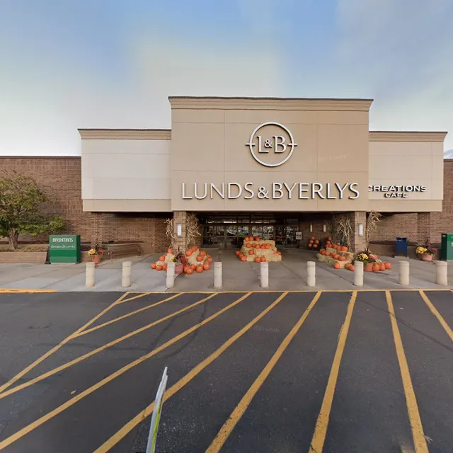 Lunds & Byerlys Creations Cafe - St. Louis Park