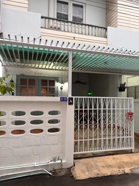 Mitr Inn Huahin Beach