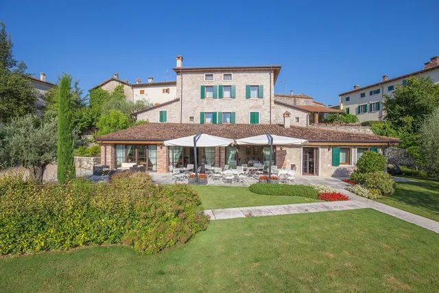 Antico Casale Bergamini