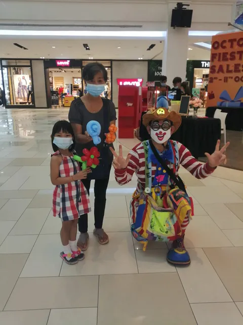 Uncle Fishy Entertainment Clown Magician Johor Bahru