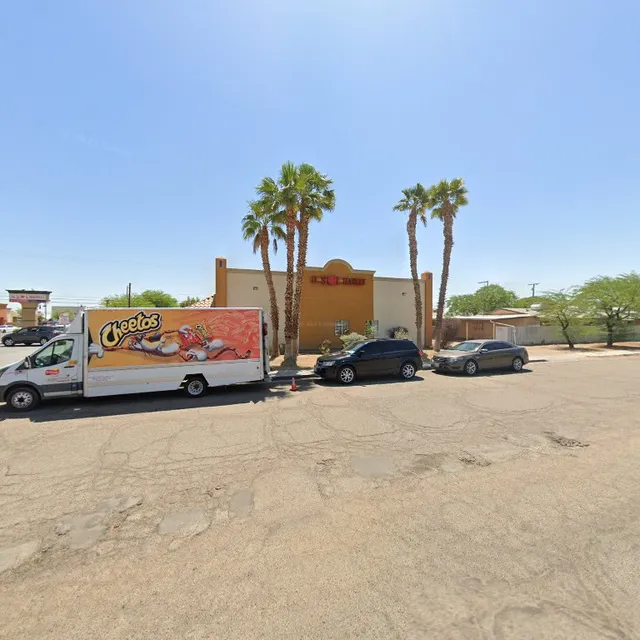 Chingones tacos and munchies