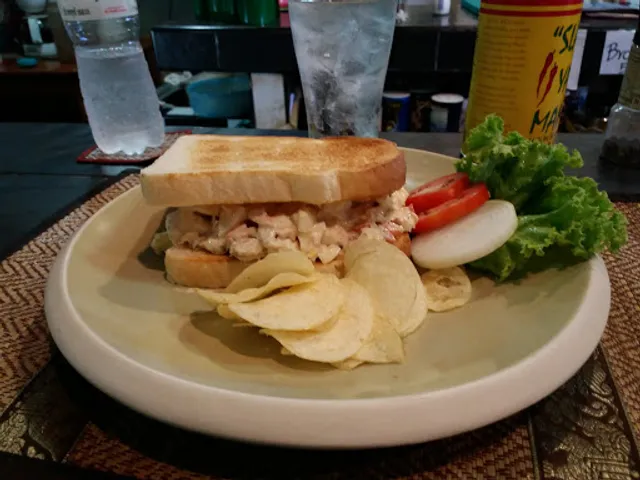 Beavers Bar And Grill