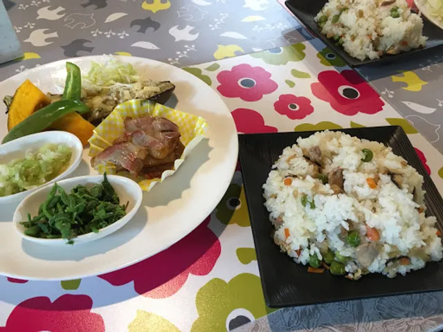 カフェ えごまの実