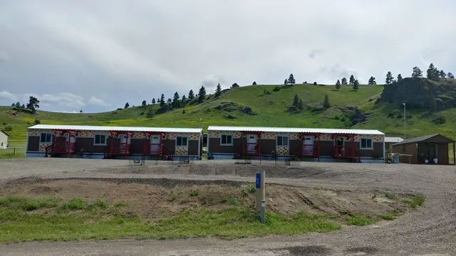 BobKat Mountain Motel