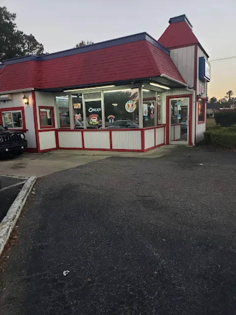 THE FREEZE RESTAURANT