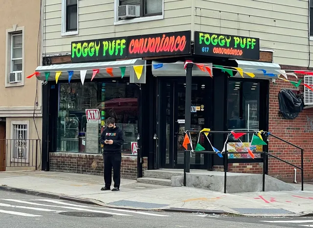 LALA mini convenience